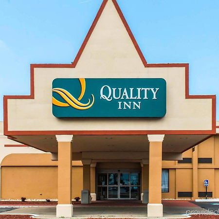 Quality Inn New Kensington Экстерьер фото