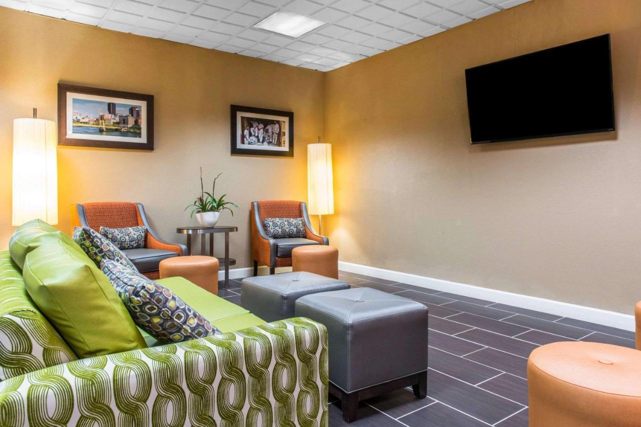 Quality Inn New Kensington Экстерьер фото